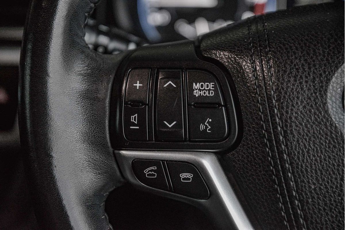 2015 Toyota Kluger Grande GSU55R