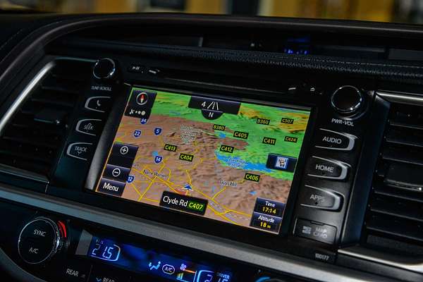 2015 Toyota Kluger Grande GSU55R