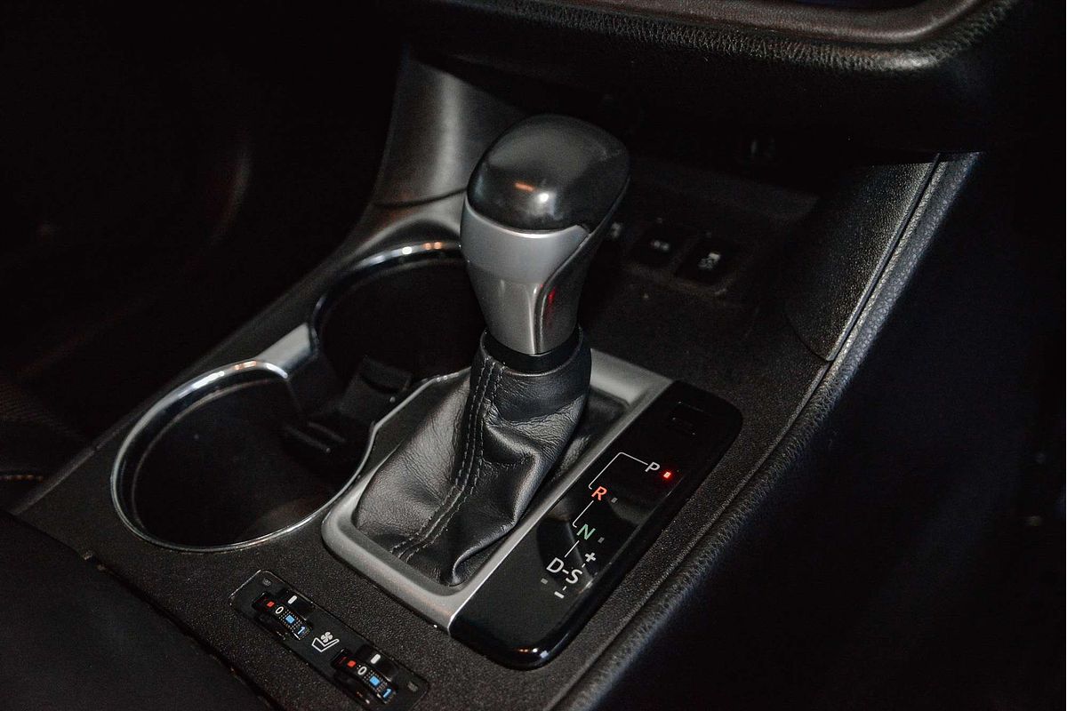 2015 Toyota Kluger Grande GSU55R