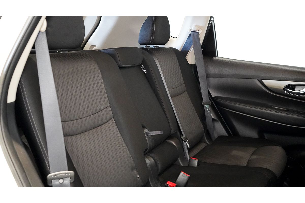 2017 Nissan X-TRAIL ST T32