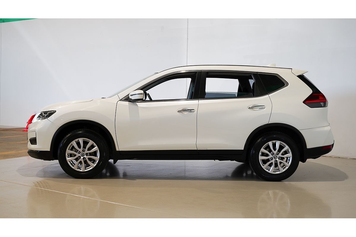 2017 Nissan X-TRAIL ST T32