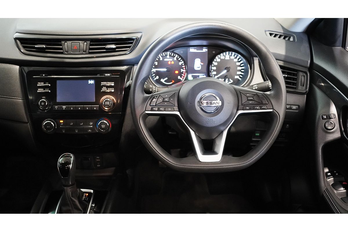 2017 Nissan X-TRAIL ST T32