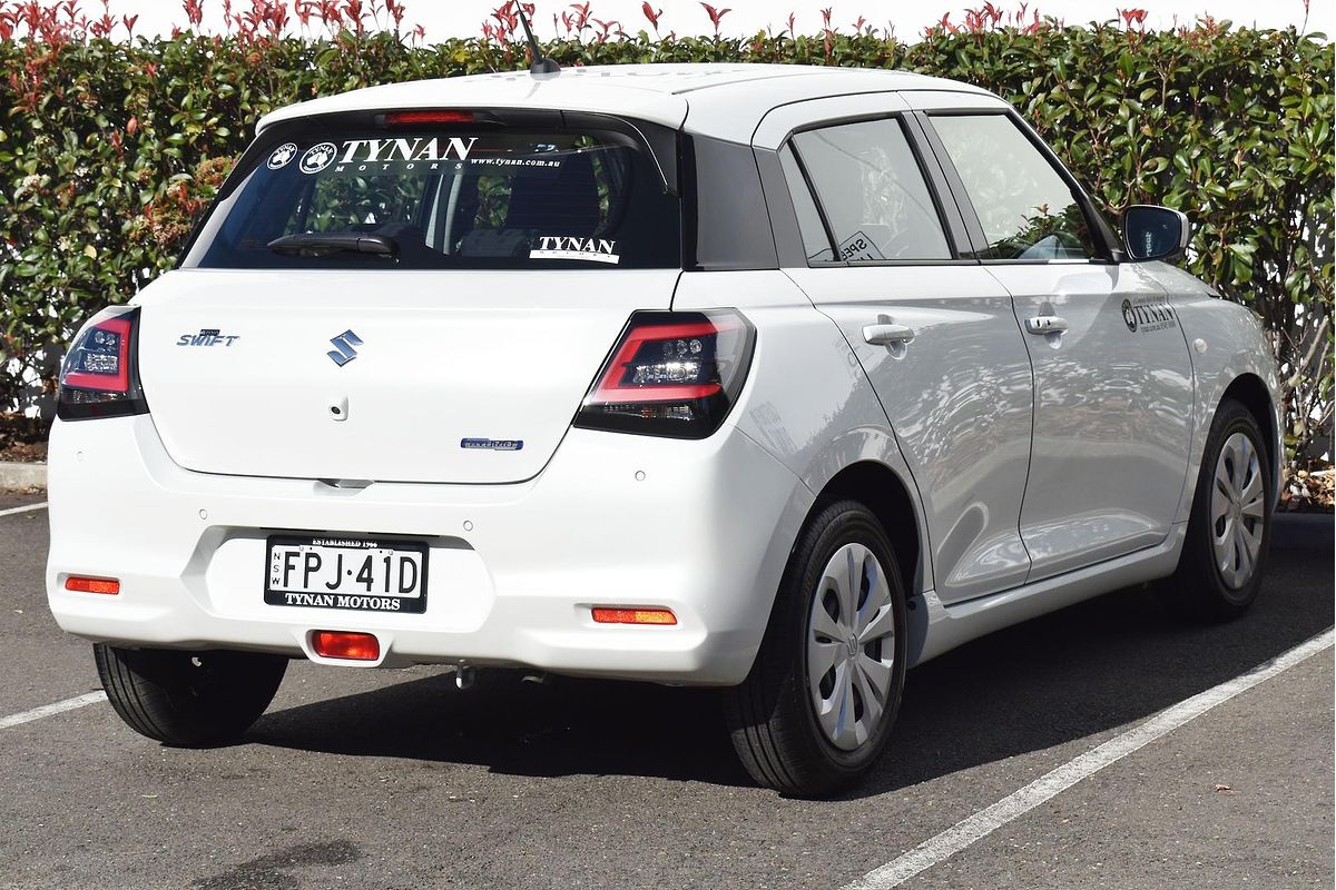 2024 Suzuki Swift Hybrid UZ