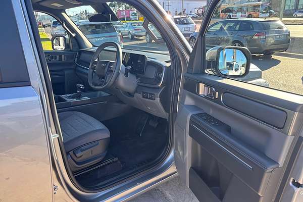 2025 Kia Tasman SX TK 4X4