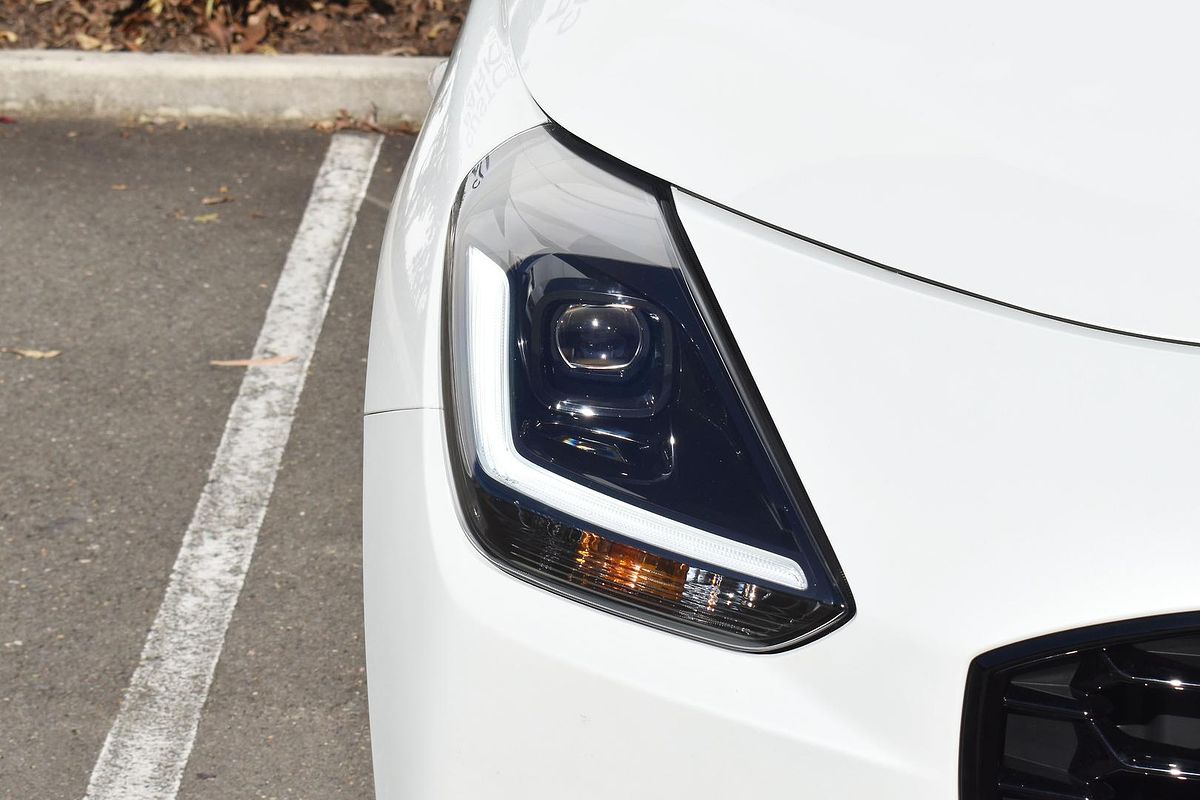 2024 Suzuki Swift Hybrid UZ