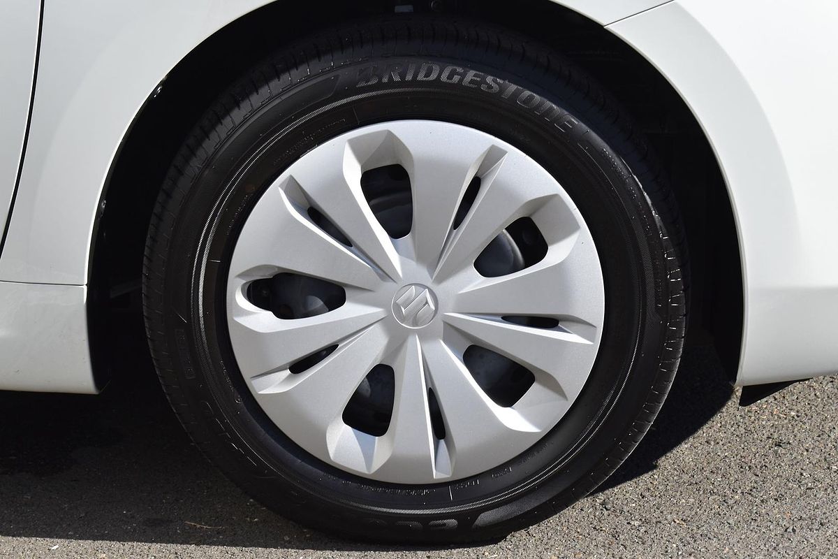 2024 Suzuki Swift Hybrid UZ