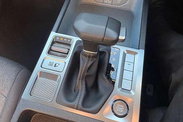 2025 Kia Tasman SX TK 4X4