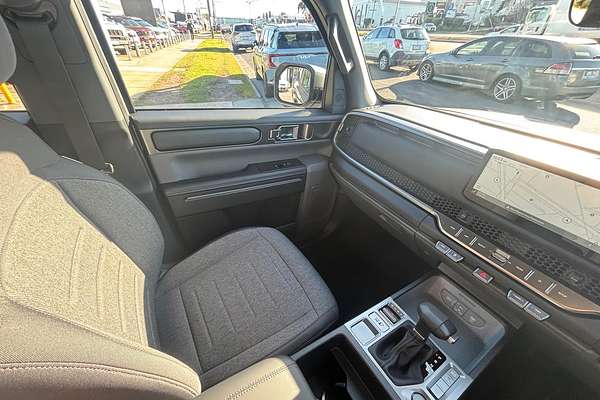 2025 Kia Tasman SX TK 4X4