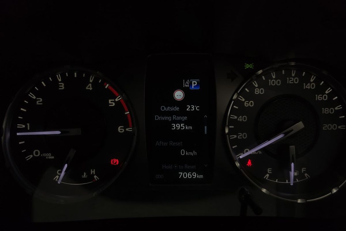 2023 Toyota Hilux Hilux 4x4 SR 2.8L T Diesel Automatic Double Cab C/C GUN126R 4X4