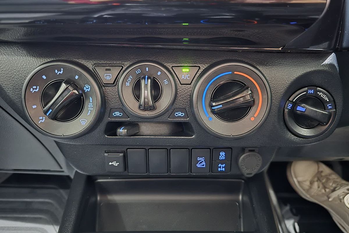 2023 Toyota Hilux Hilux 4x4 SR 2.8L T Diesel Automatic Double Cab C/C GUN126R 4X4