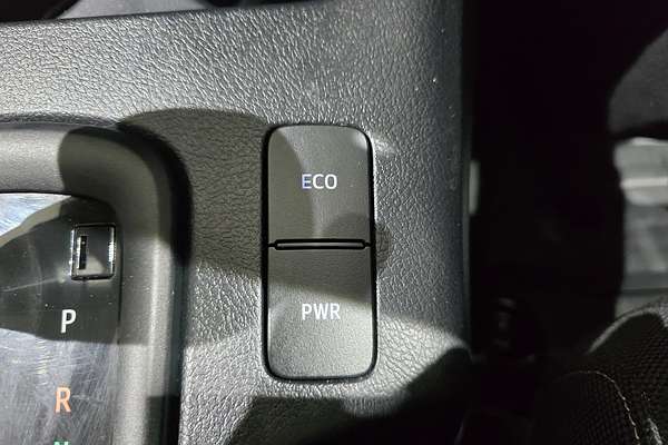 2023 Toyota Hilux Hilux 4x4 SR 2.8L T Diesel Automatic Double Cab C/C GUN126R 4X4