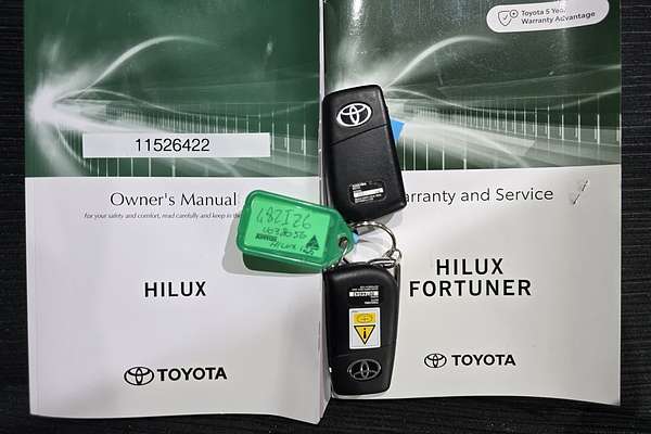 2023 Toyota Hilux Hilux 4x4 SR 2.8L T Diesel Automatic Double Cab C/C GUN126R 4X4