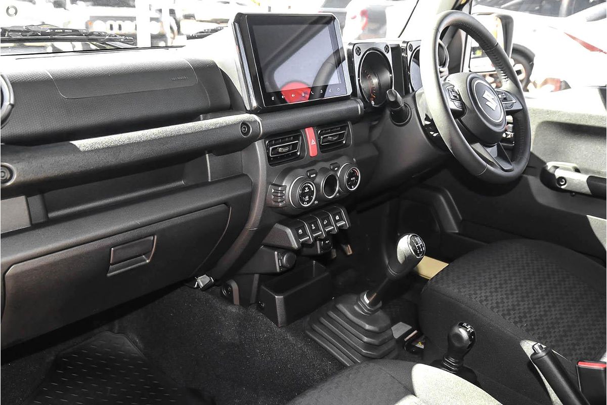 2025 Suzuki Jimny