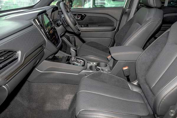 2025 Subaru Forester Touring S6