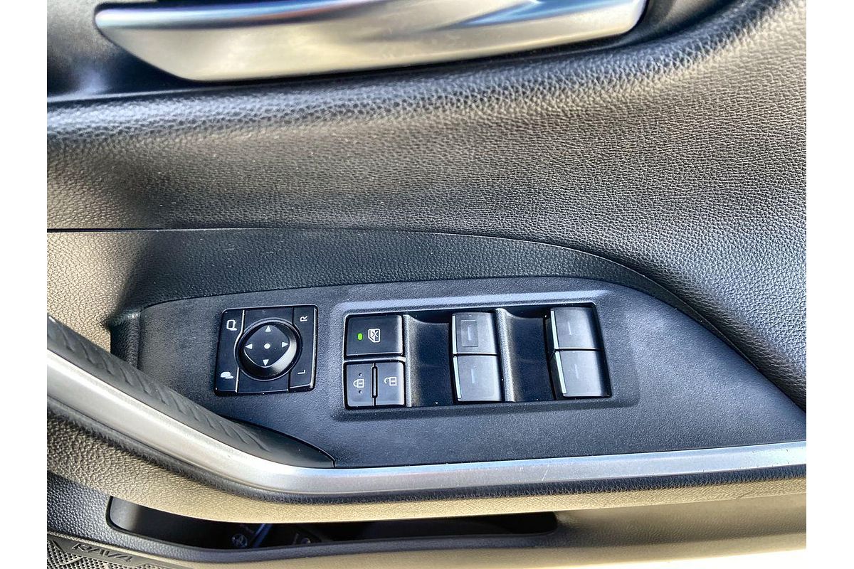 2021 Toyota RAV4 XSE AXAH54R