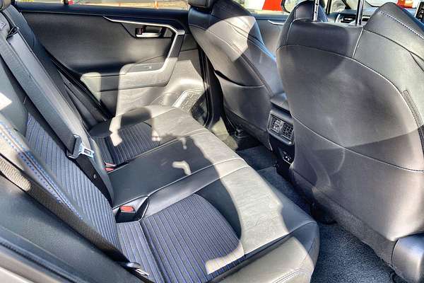 2021 Toyota RAV4 XSE AXAH54R