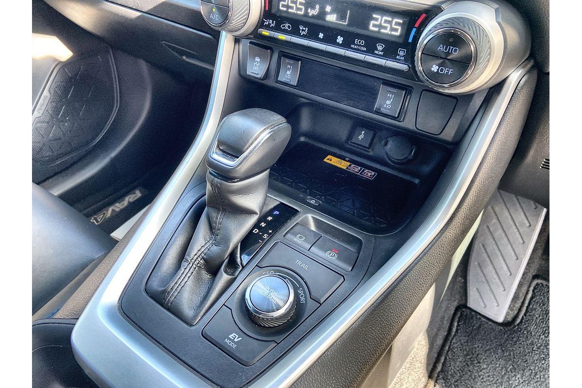 2021 Toyota RAV4 XSE AXAH54R