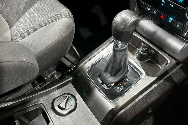 2022 Mahindra PIK-UP S11  4X4