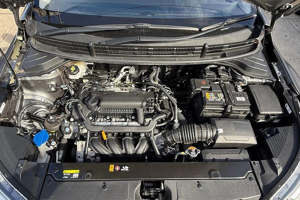 2024 Kia Stonic S YB