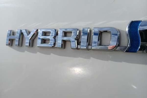 2016 Toyota Camry Altise AVV50R
