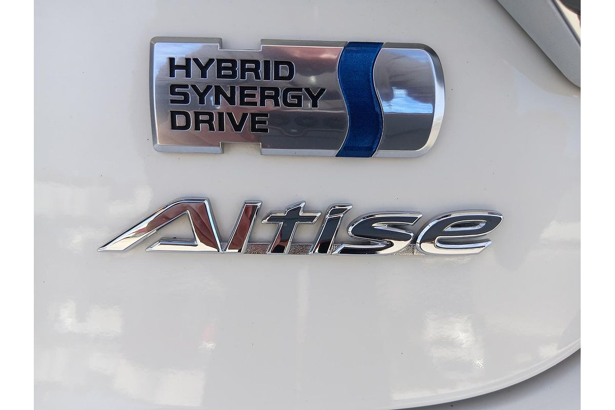 2016 Toyota Camry Altise AVV50R
