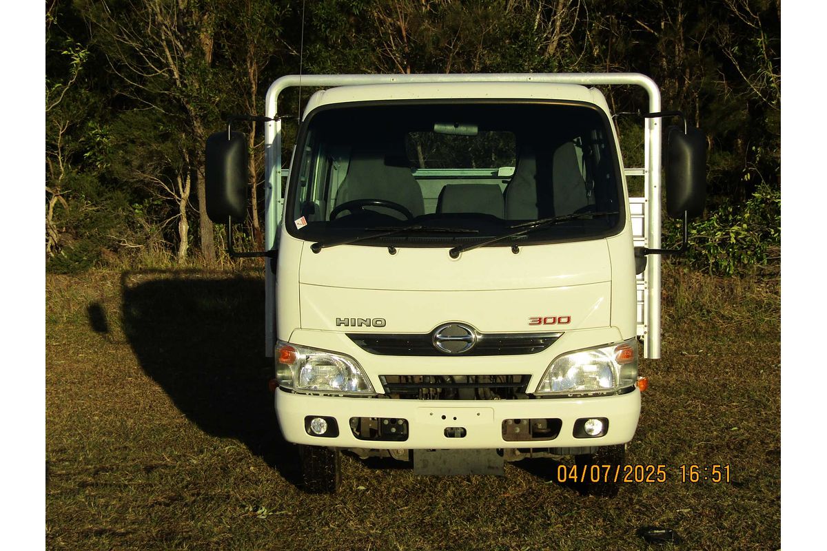 2017 Hino 300 Series 616 Trade Ace IFS 4x2 SWB