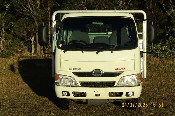 2017 Hino 300 Series 616 Trade Ace IFS 4x2 SWB