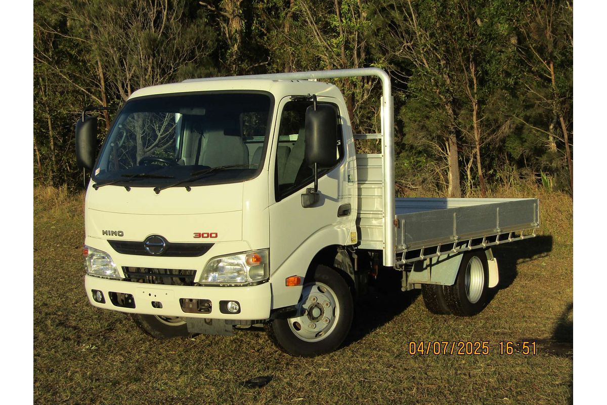 2017 Hino 300 Series 616 Trade Ace IFS 4x2 SWB