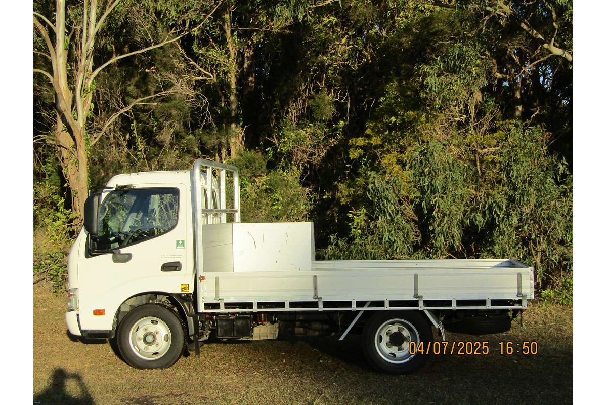2017 Hino 300 Series 616 Trade Ace IFS 4x2 SWB