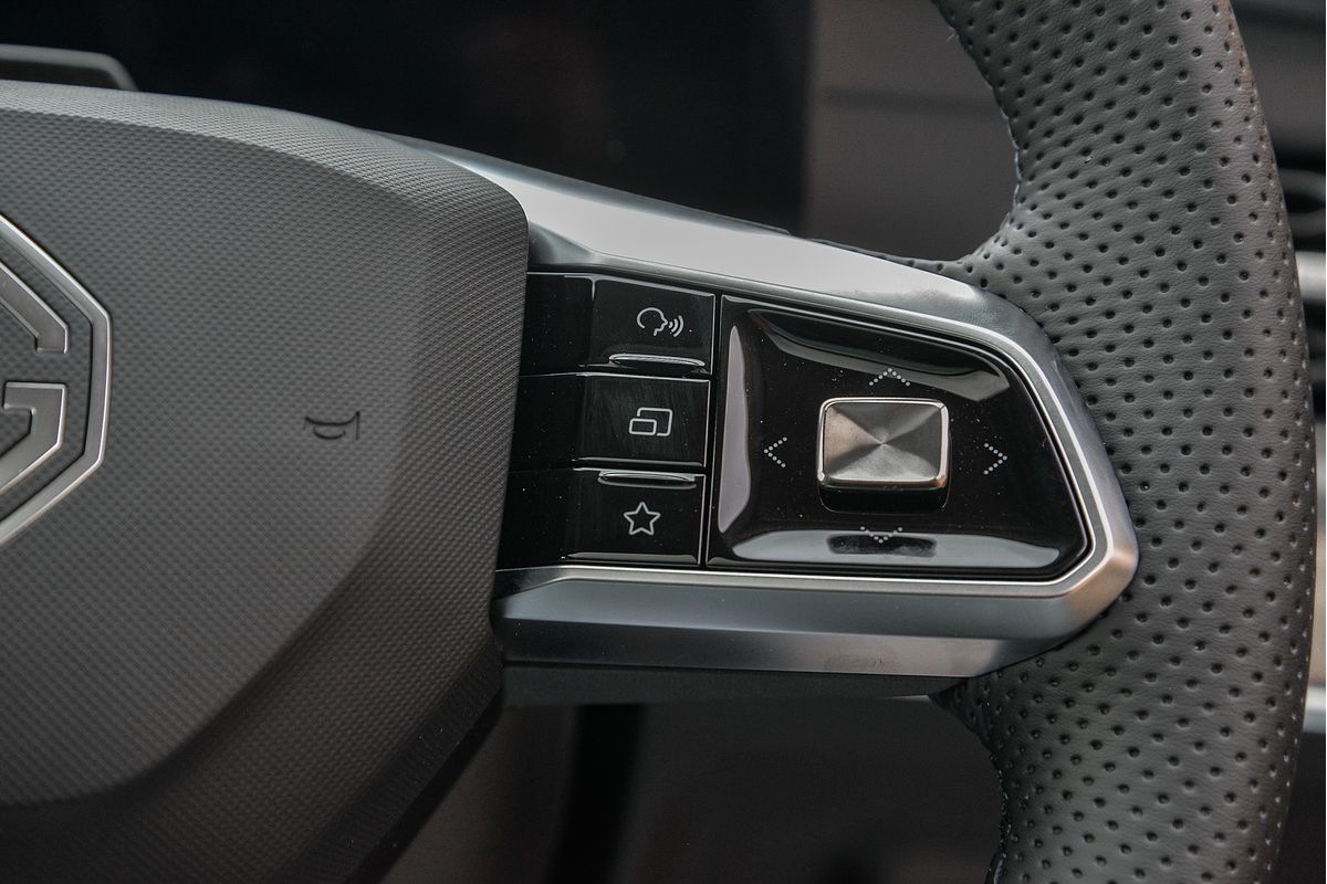 2025 MG QS Excite IS31