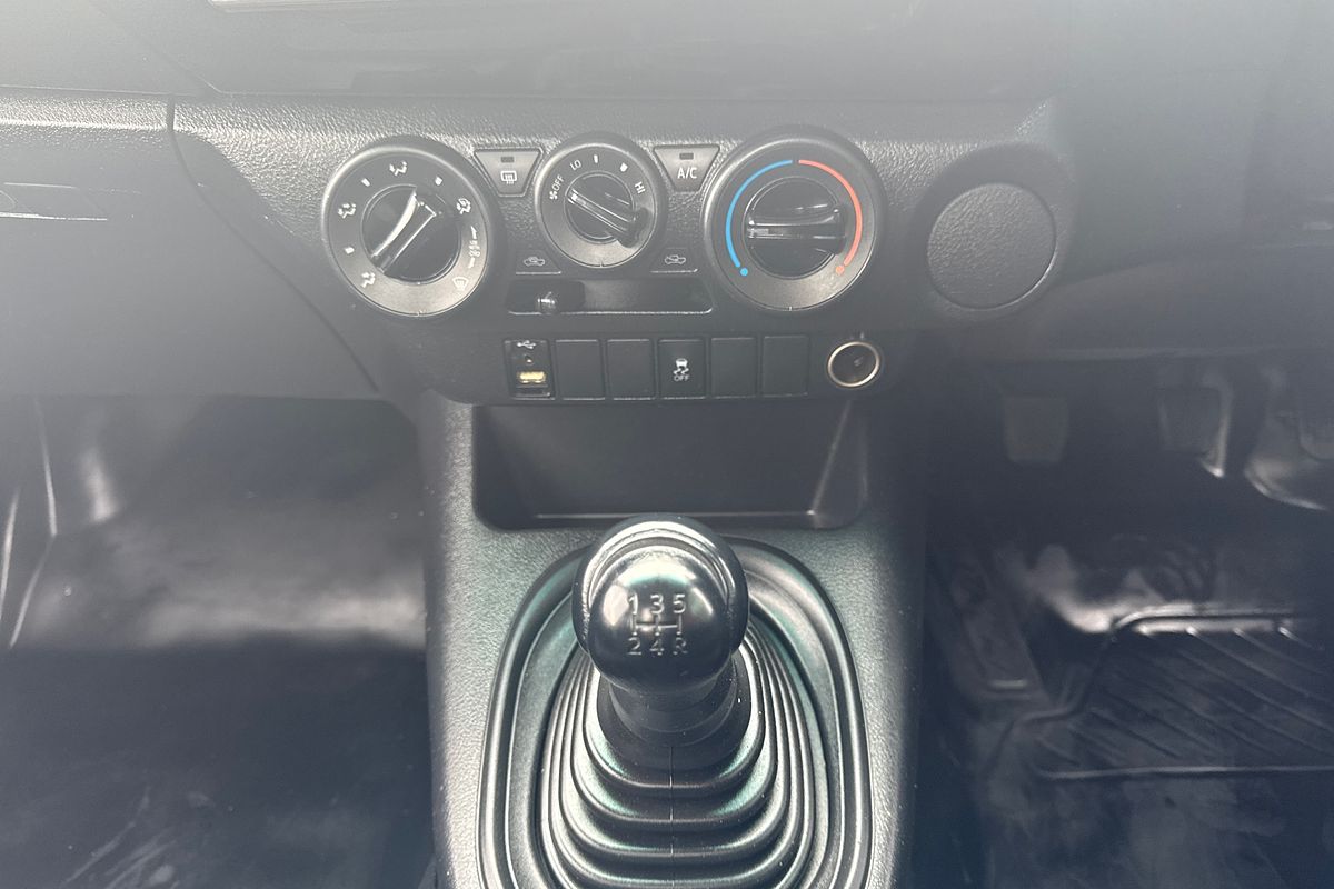 2018 Toyota Hilux Workmate TGN121R Rear Wheel Drive