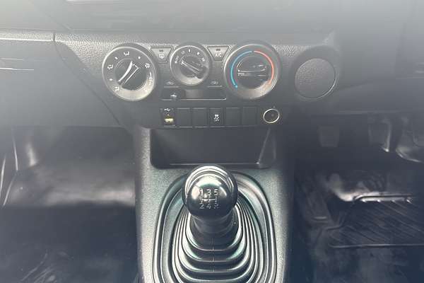 2018 Toyota Hilux Workmate TGN121R Rear Wheel Drive