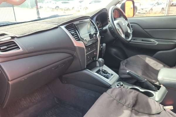 2021 Mitsubishi Triton GLX-R MR 4X4
