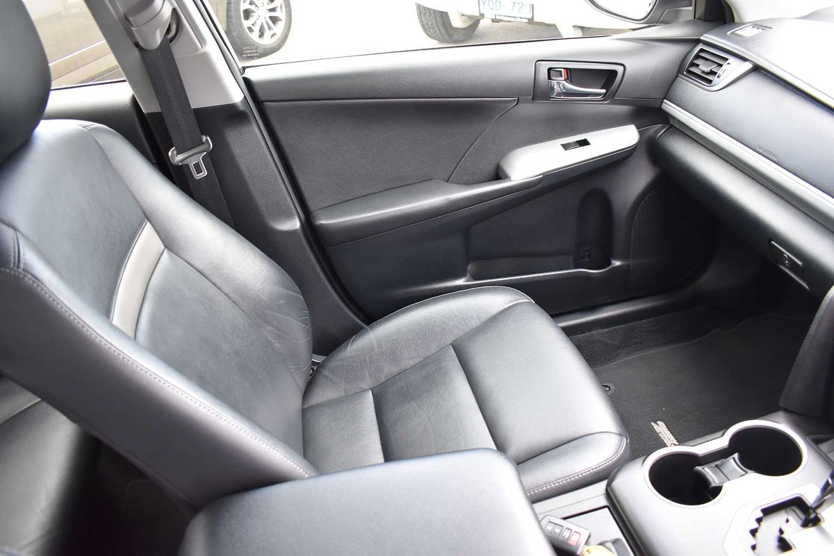 2014 Toyota Camry Atara SL ASV50R