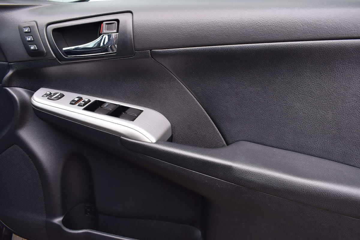 2014 Toyota Camry Atara SL ASV50R