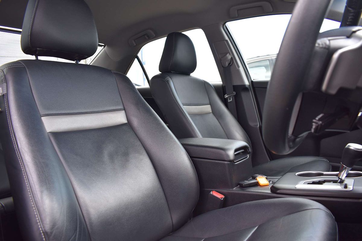 2014 Toyota Camry Atara SL ASV50R