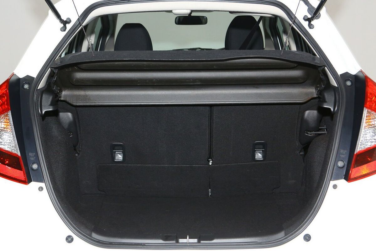 2017 Honda Jazz VTi GF