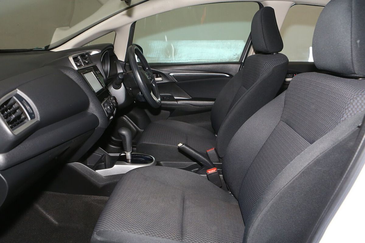 2017 Honda Jazz VTi GF