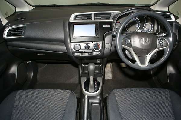 2017 Honda Jazz VTi GF