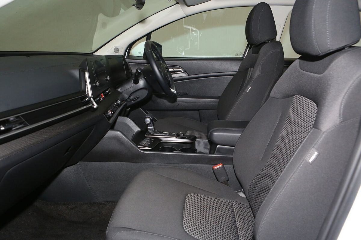 2024 Kia Sportage S NQ5