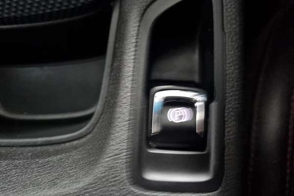 2016 Holden Ute SV6 VF Series II Rear Wheel Drive