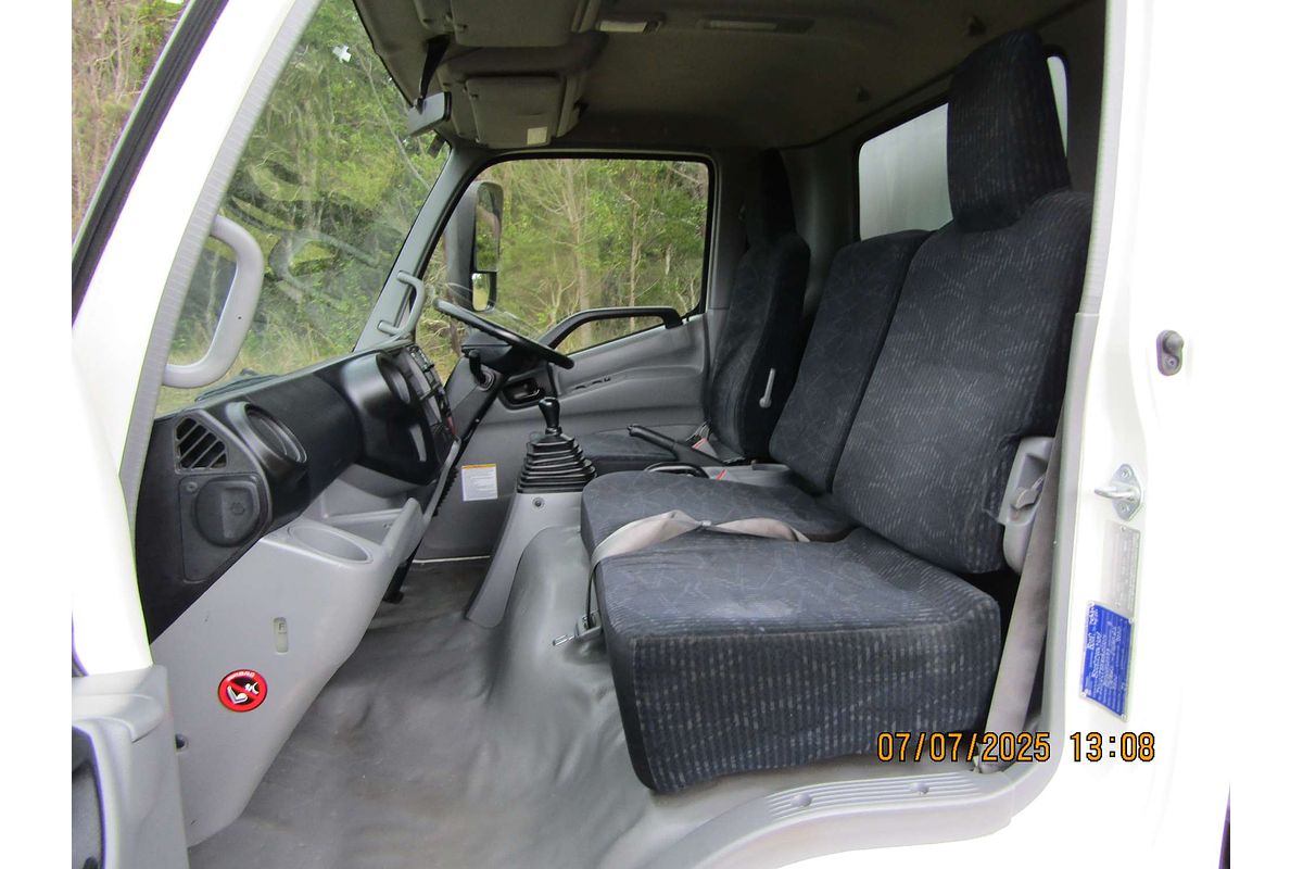 2017 Hino 300 Series 617 4x2