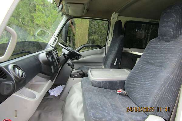 2017 Hino 300 Series 616 4x2 LWB