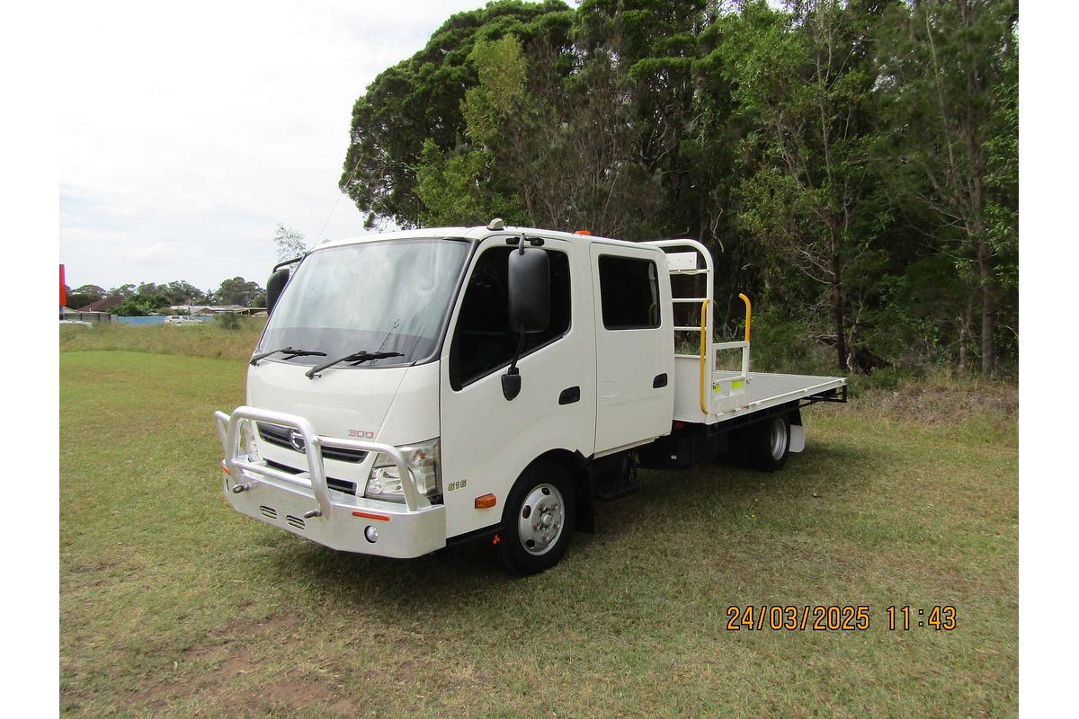 2017 Hino 300 Series 616 4x2 LWB
