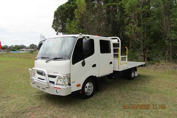 2017 Hino 300 Series 616 4x2 LWB