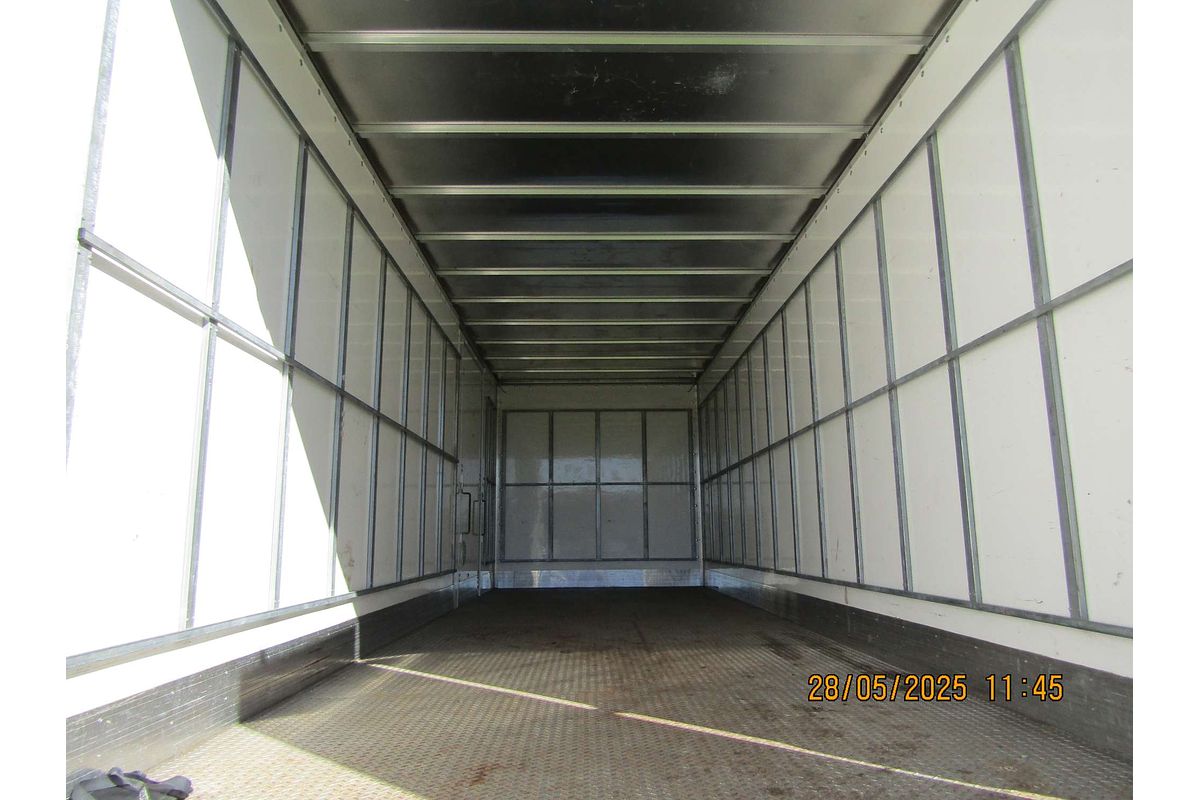 2022 Isuzu FVD 165-300 (LWB) F MY20 REAR WHEEL DRIVE