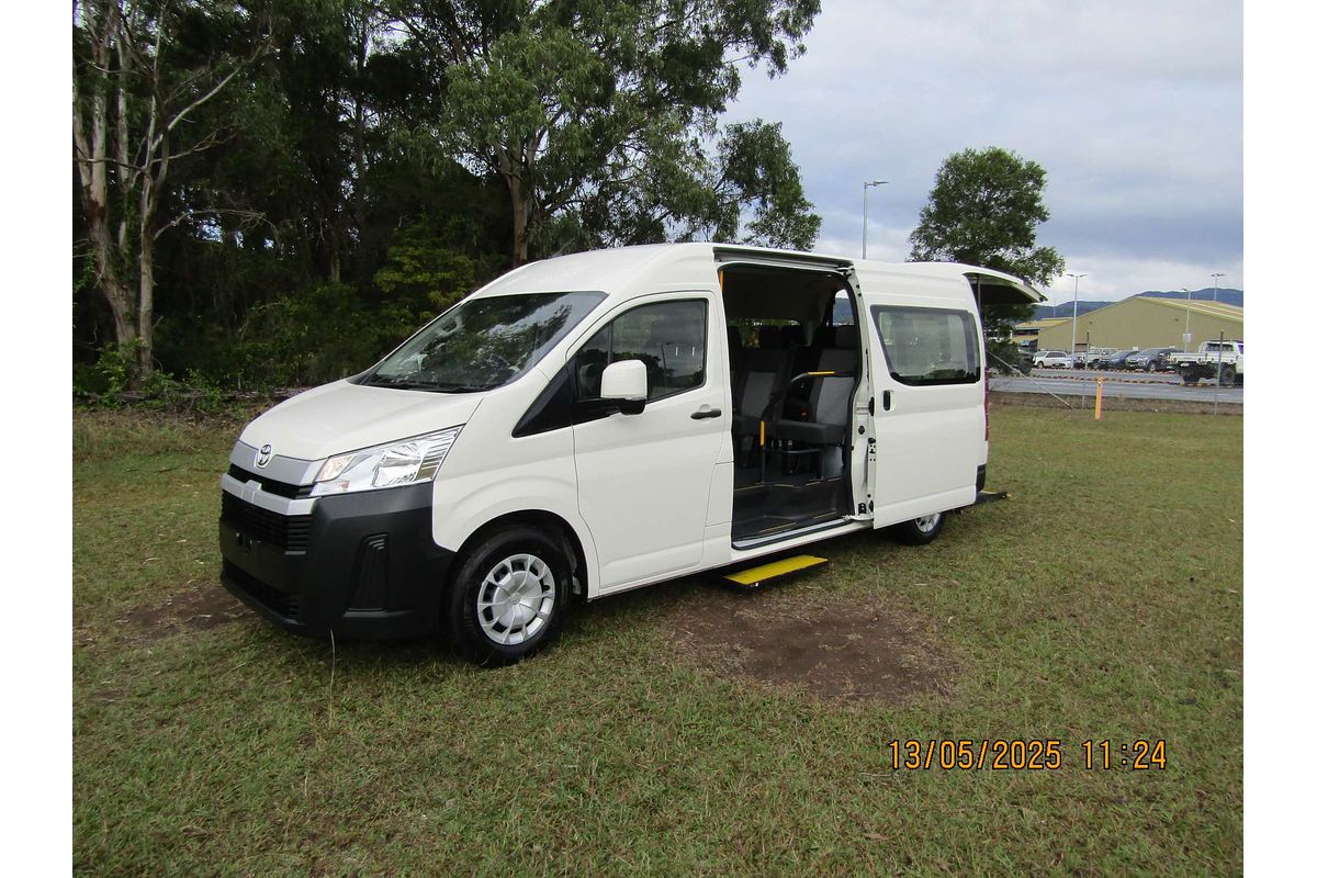 2021 Toyota Hiace Commuter GDH322R