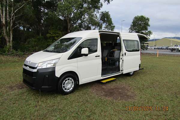 2021 Toyota Hiace Commuter GDH322R