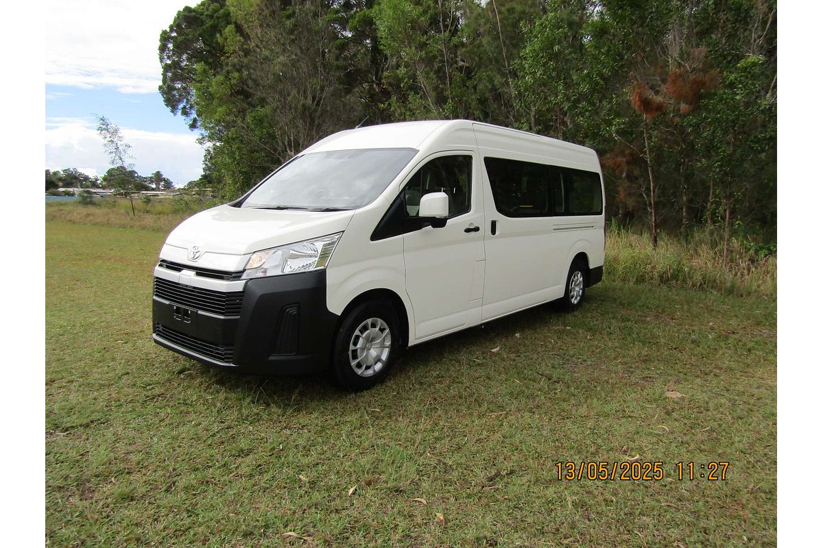 2021 Toyota Hiace Commuter GDH322R