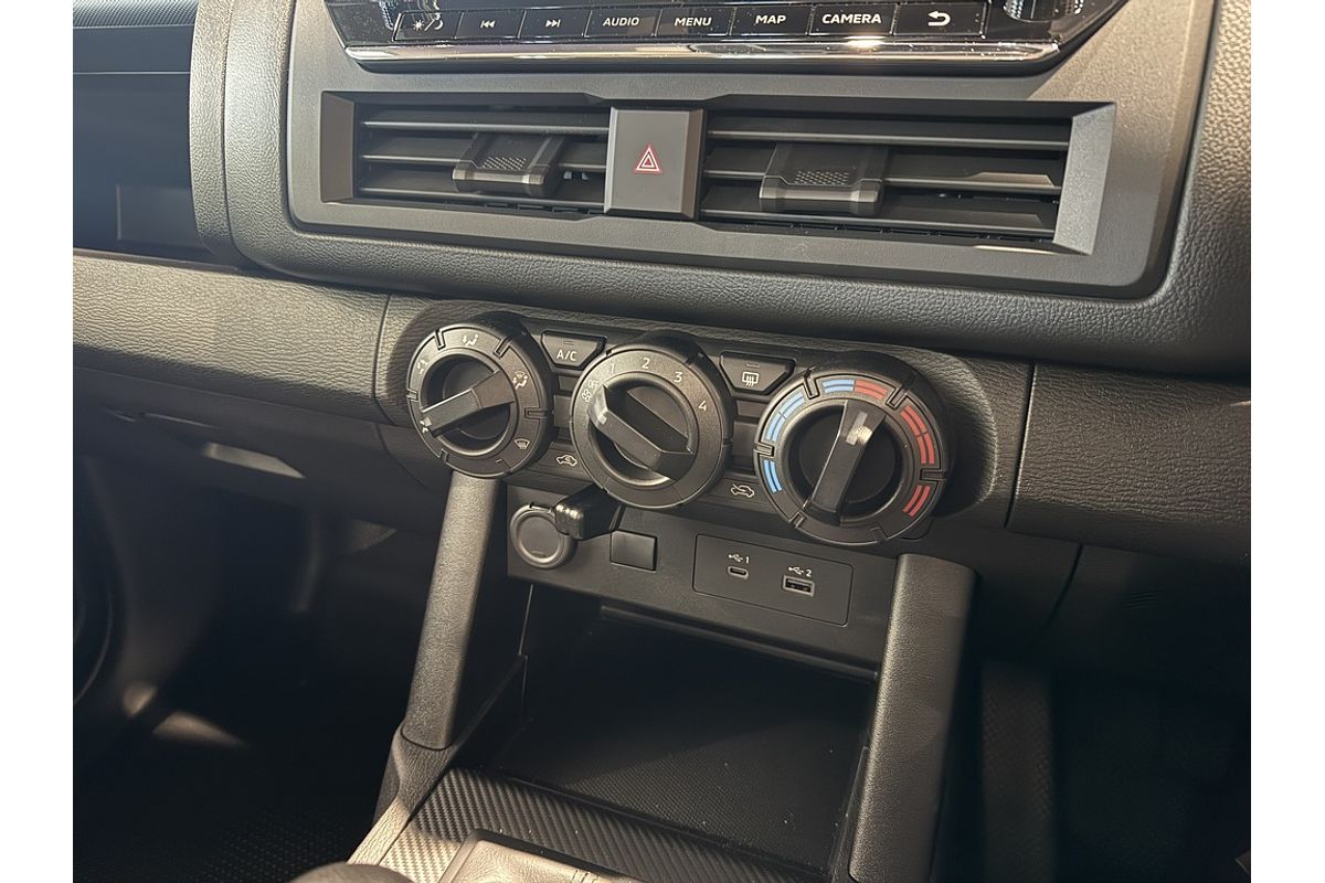 2025 Mitsubishi Triton GLX MV 4X4